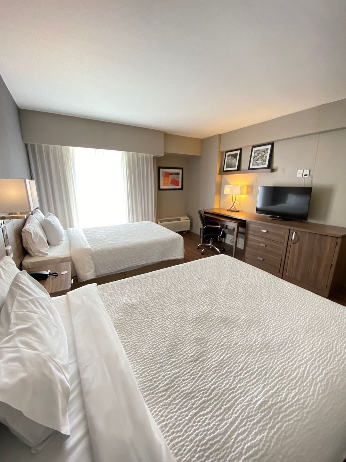 غرفة كلاسيكية بسريرين مزدوجين بإطلالة على المدينة للمدخنين، Courtyard By Marriott Puebla Las Animas 4/10