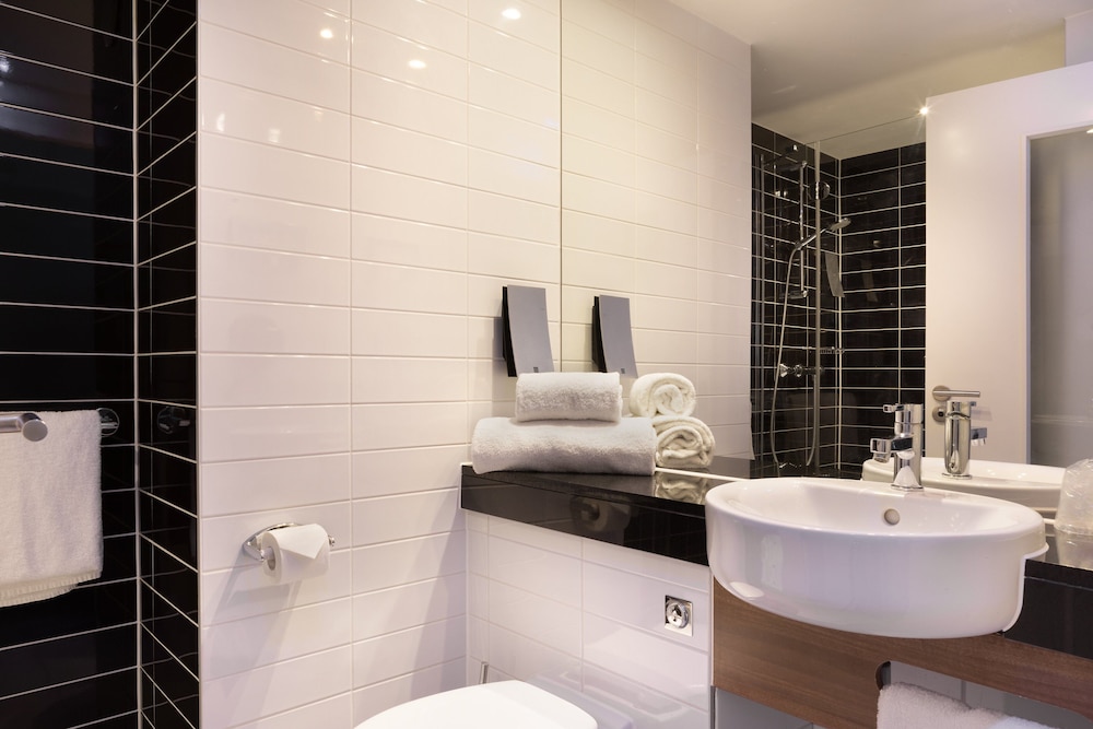 Holiday Inn Express Toulon Est 21/60