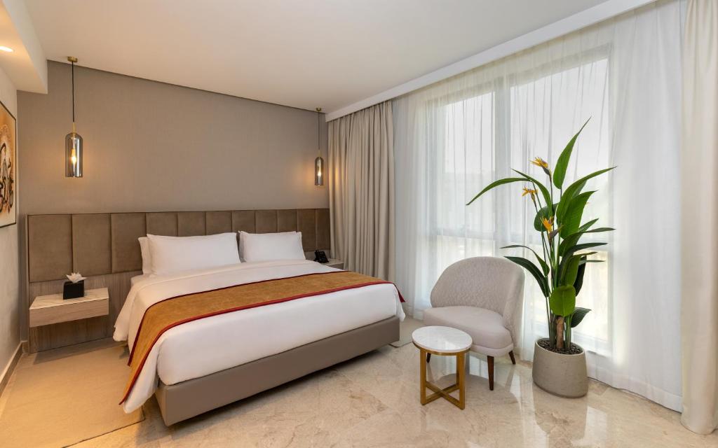 Deluxe Room Single