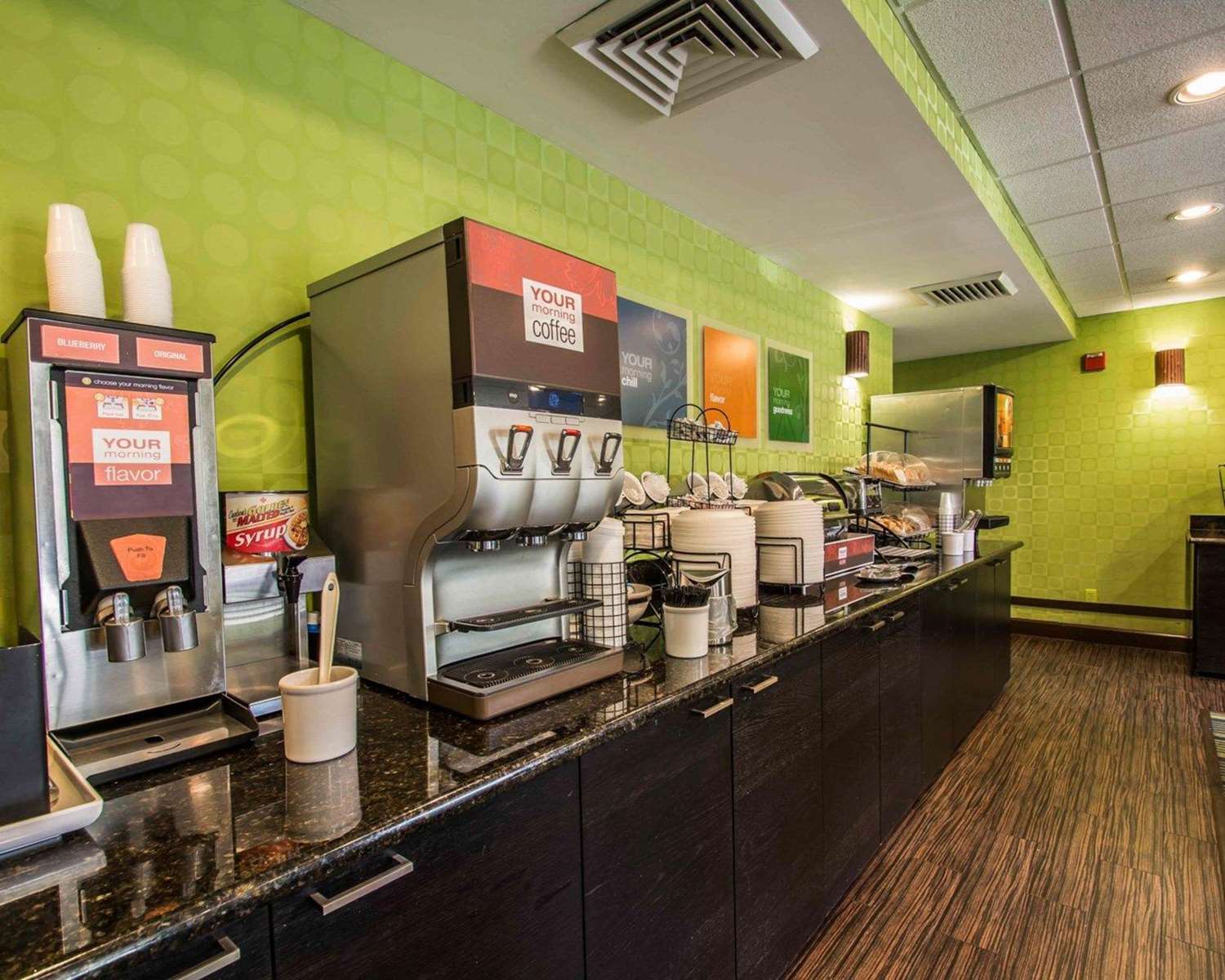 Comfort Inn & Suites Lantana - West Palm Beach South 28/40