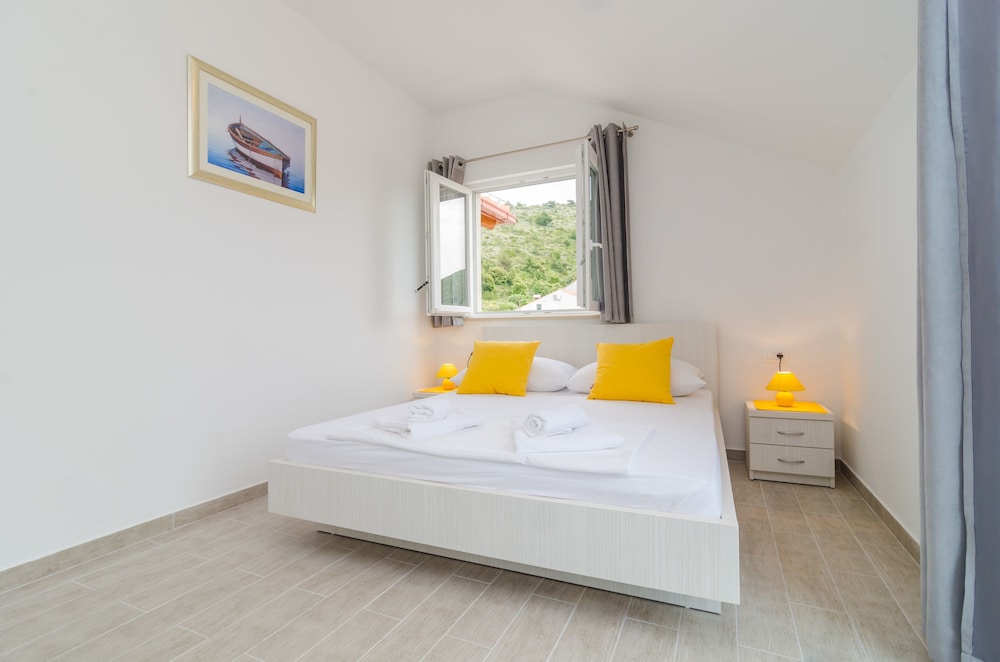 Apartments Villa Dadic 13/70