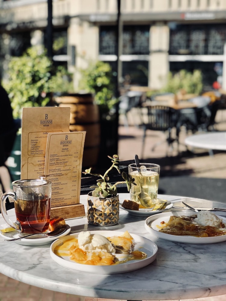 La Paulowna Boutique Hotel 26/41