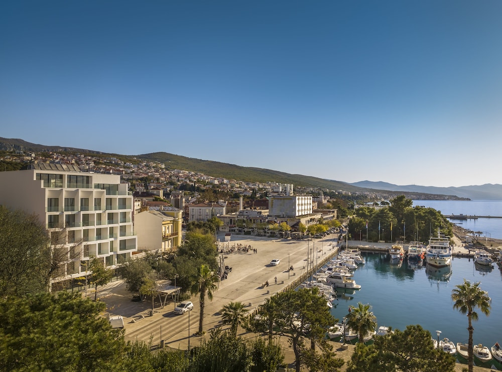 Aminess Younique Narrivi hotel in CRIKVENICA