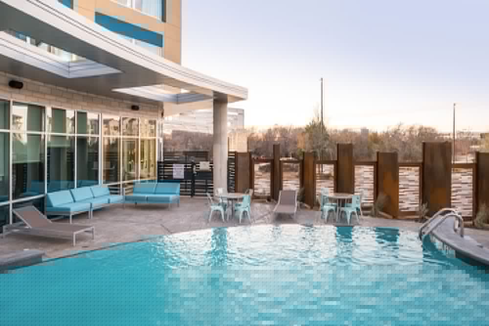 HOTEL INDIGO FRISCO 8/80