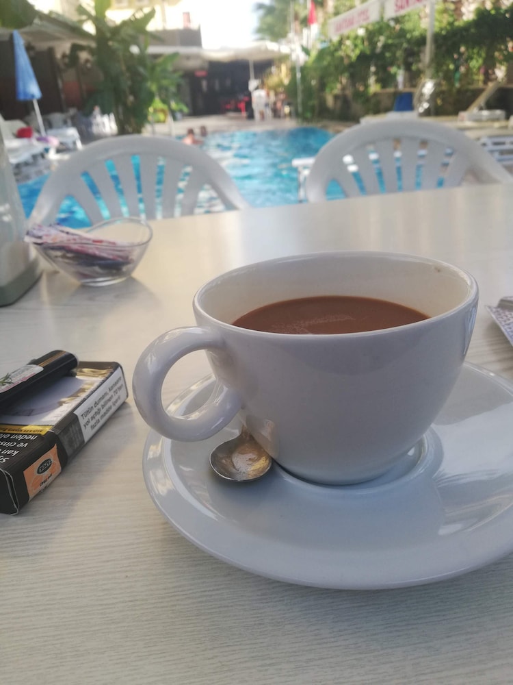 Santana Hotel 14/42