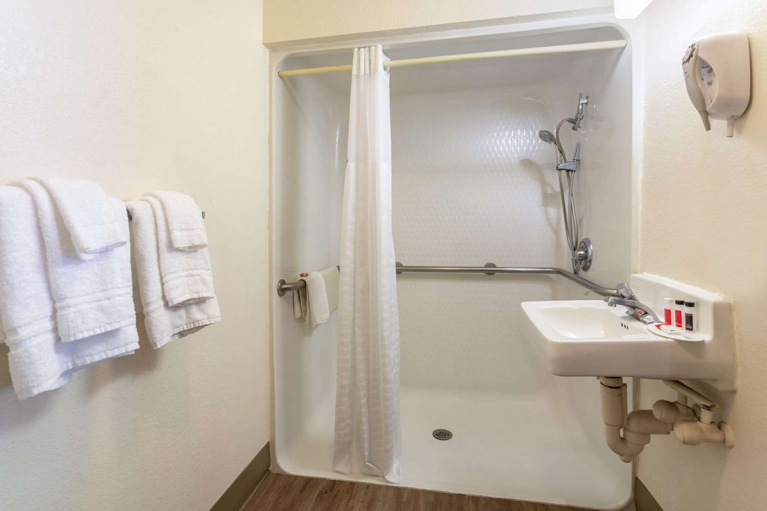 Travelodge By Wyndham Albuquerque East 38/38