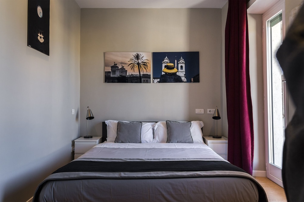 Top Floor Trastevere 3/30
