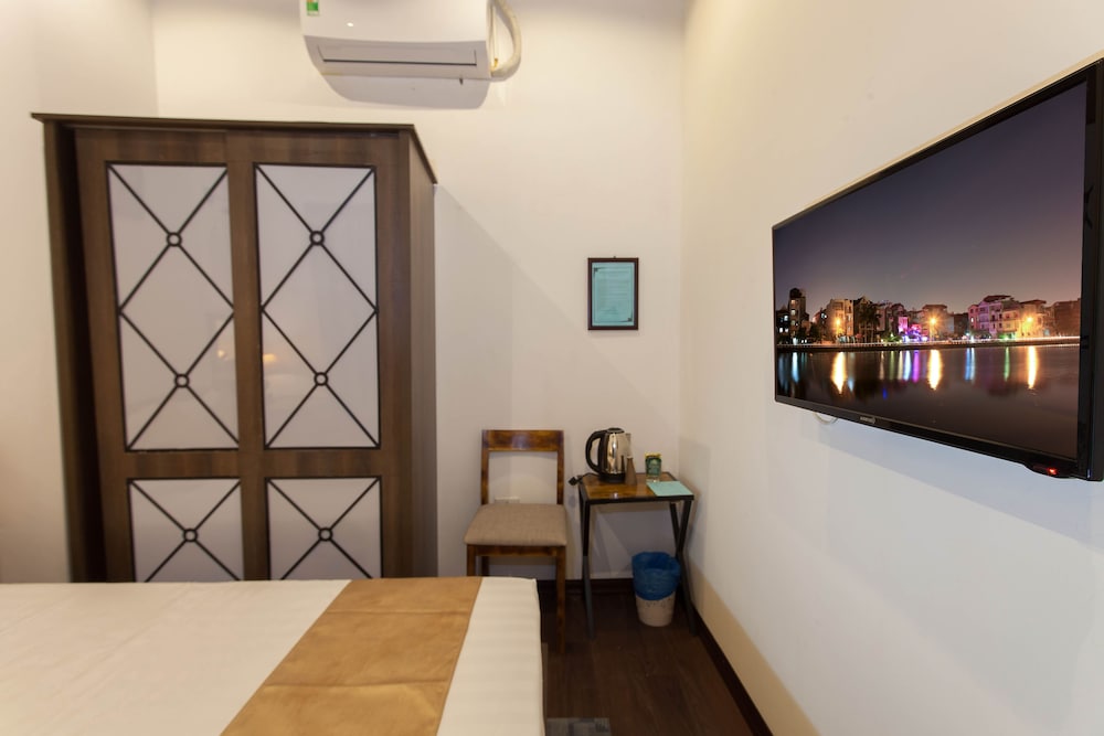 Luxury Backpackers 23/49