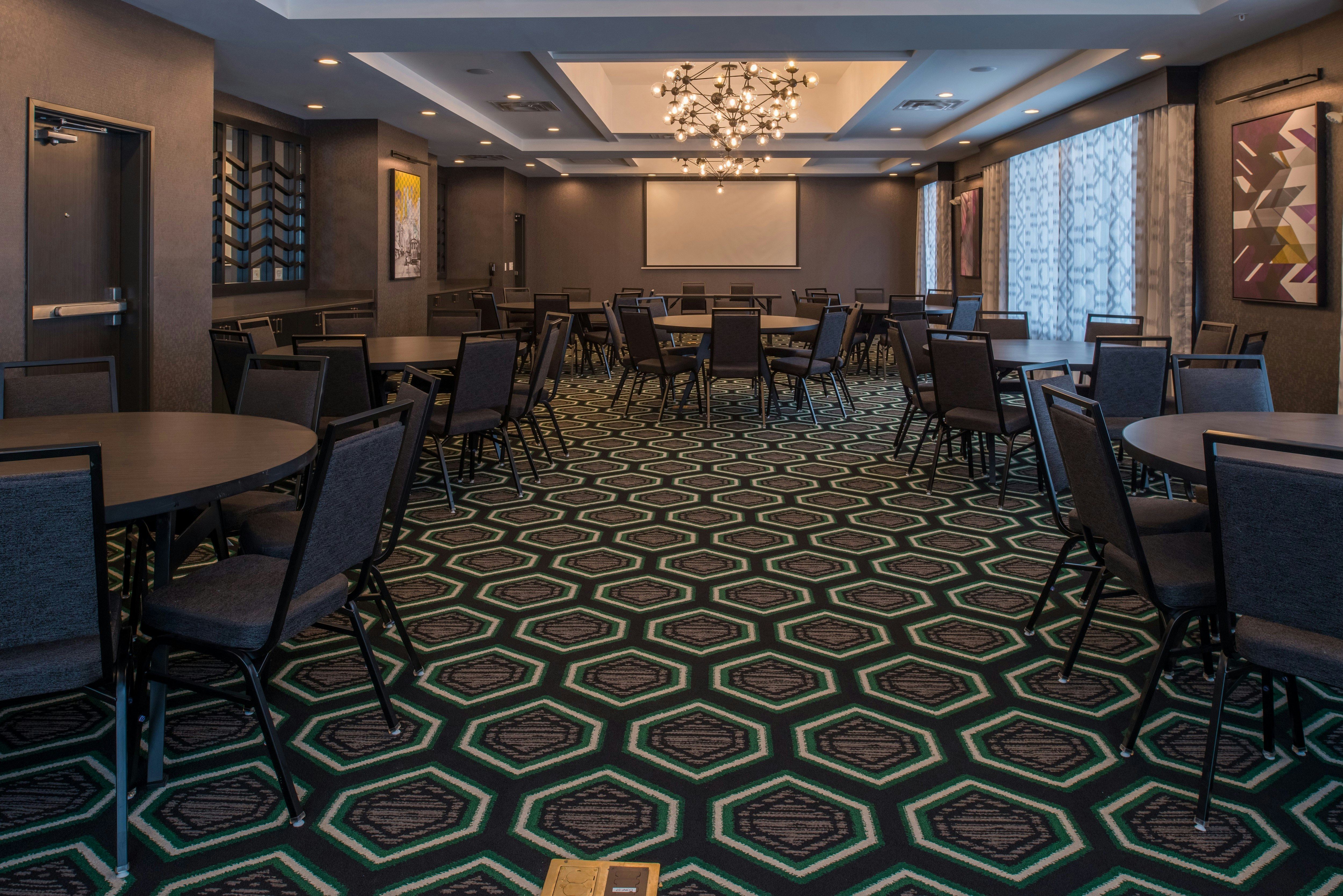 Hampton Inn And Suites Winston Salem Downtown 49/53