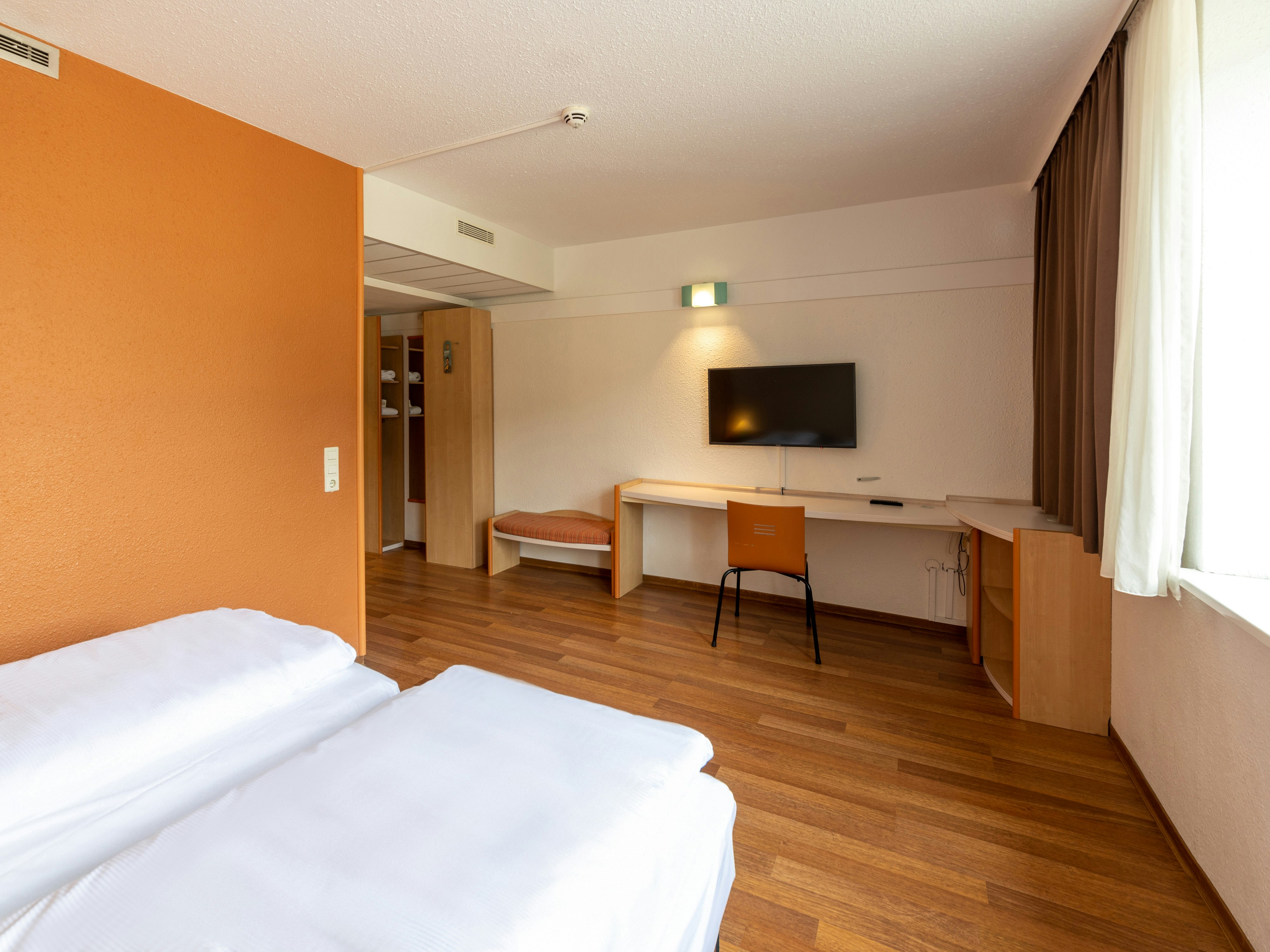 B&B Hotel Duisburg Hbf-Nord 17/30
