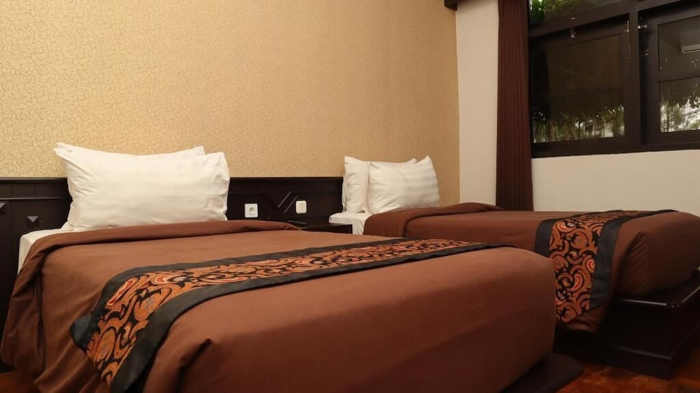 Kusuma Agrowisata Resort Convention Hotel 19/64