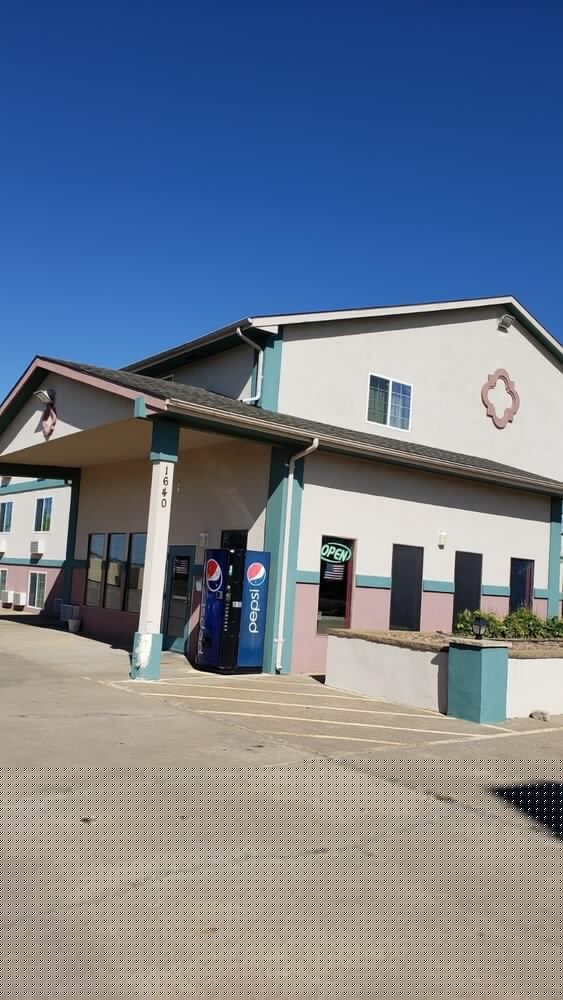 Value Inn &amp; Suites 1/22