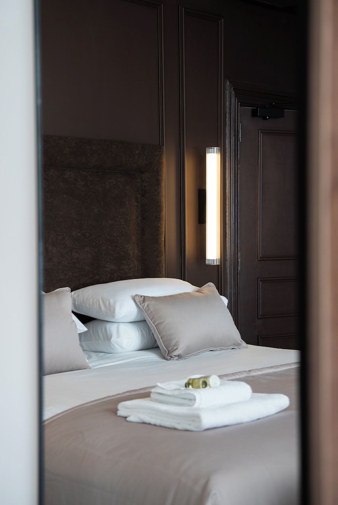 Cae Mor Hotel 9/41