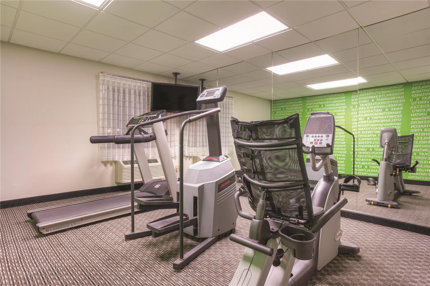 La Quinta Inn & Suites by Wyndham Atlanta Roswell 30/47