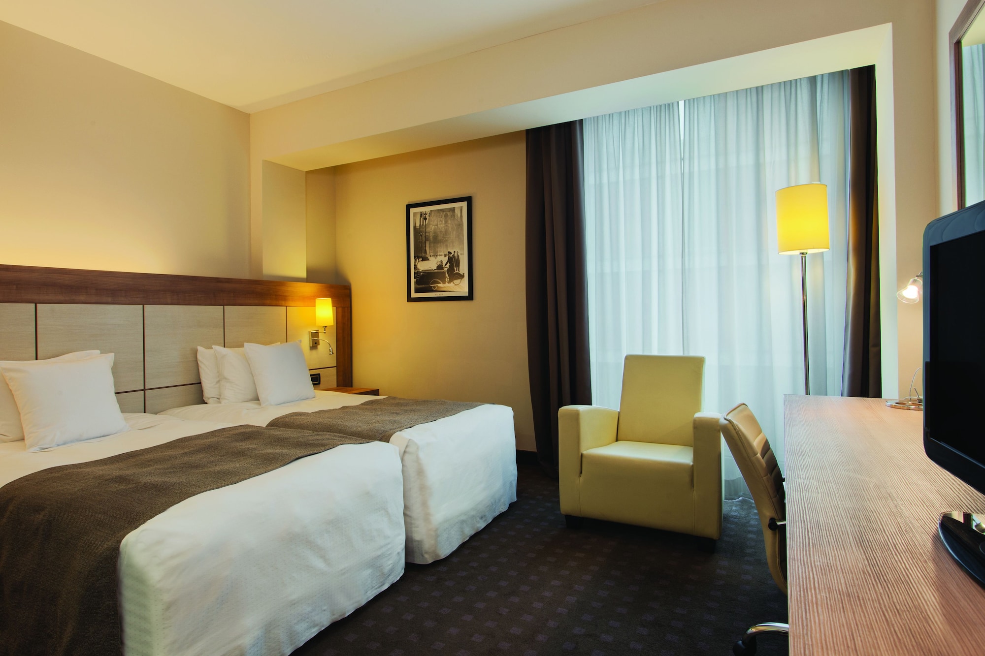STANDARD, TWIN BEDS