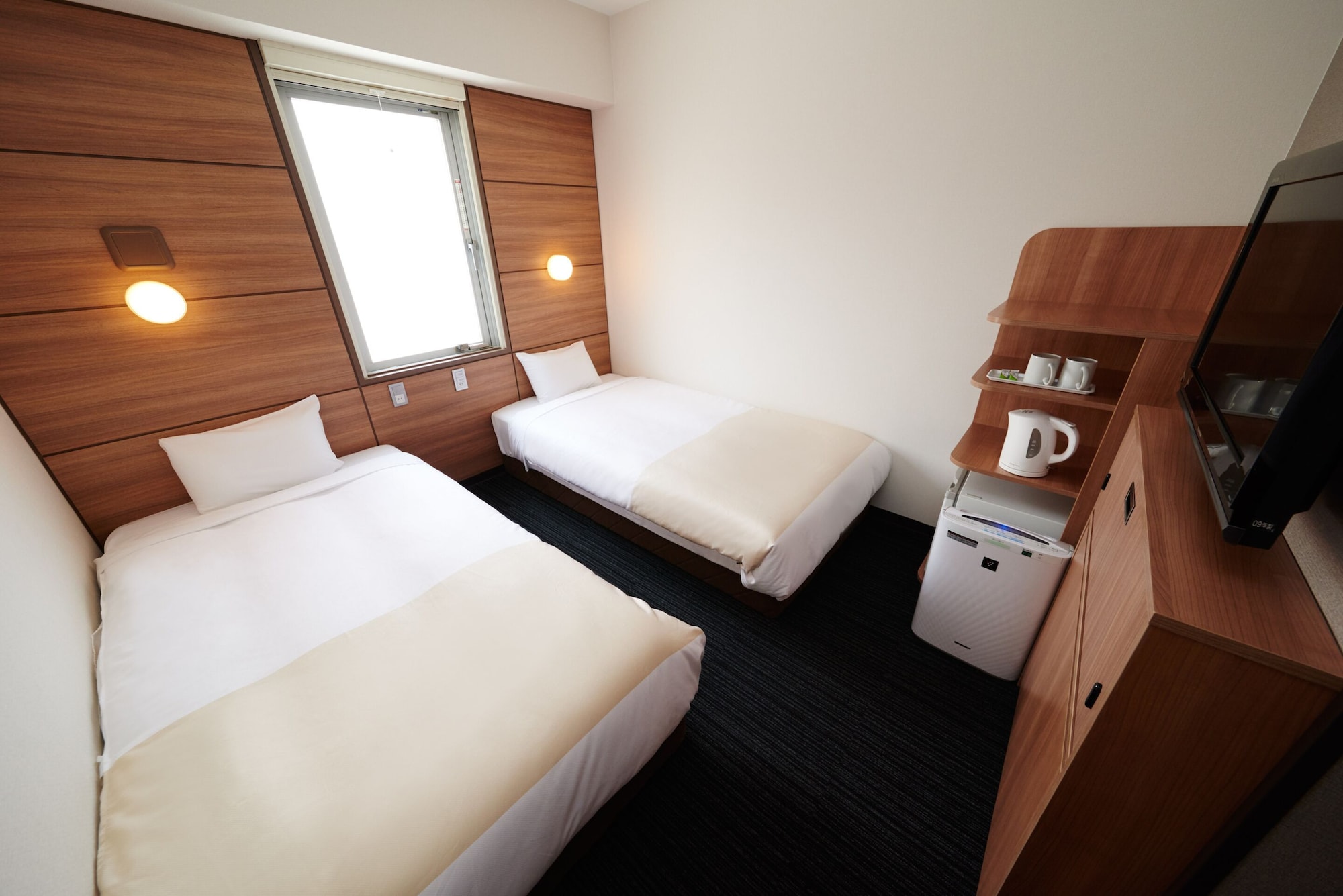 ECONOMY, TWIN BEDS