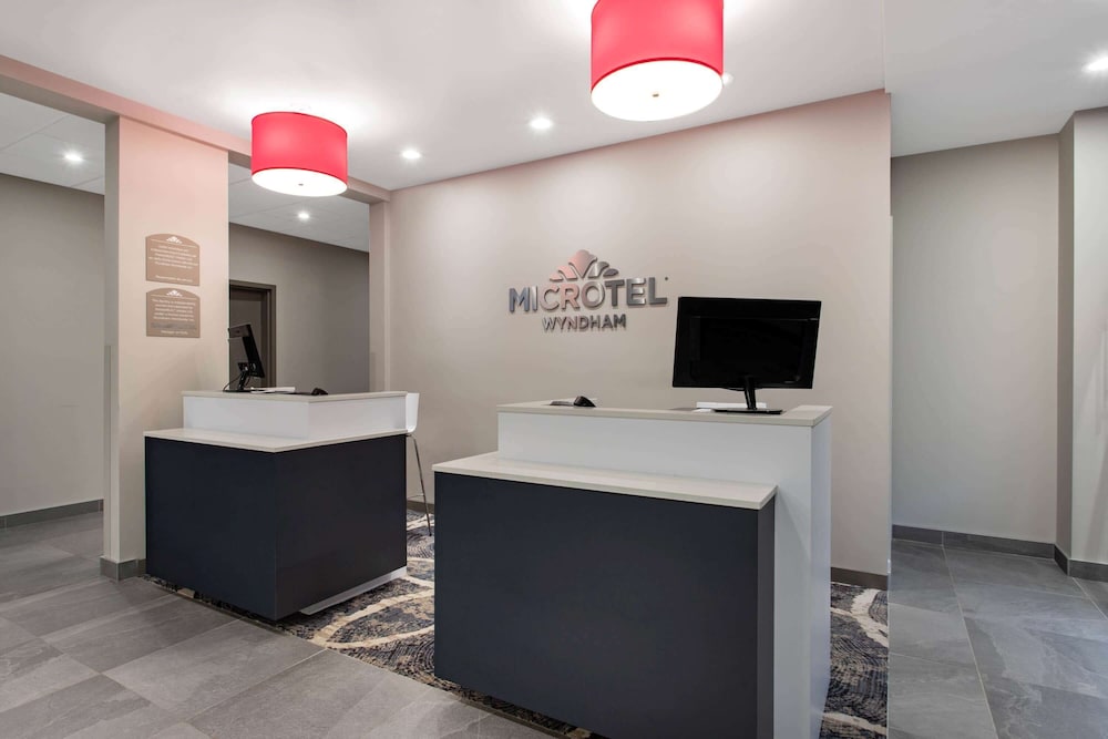 Microtel Inn & Suites by Wyndham Mont Tremblant 7/50
