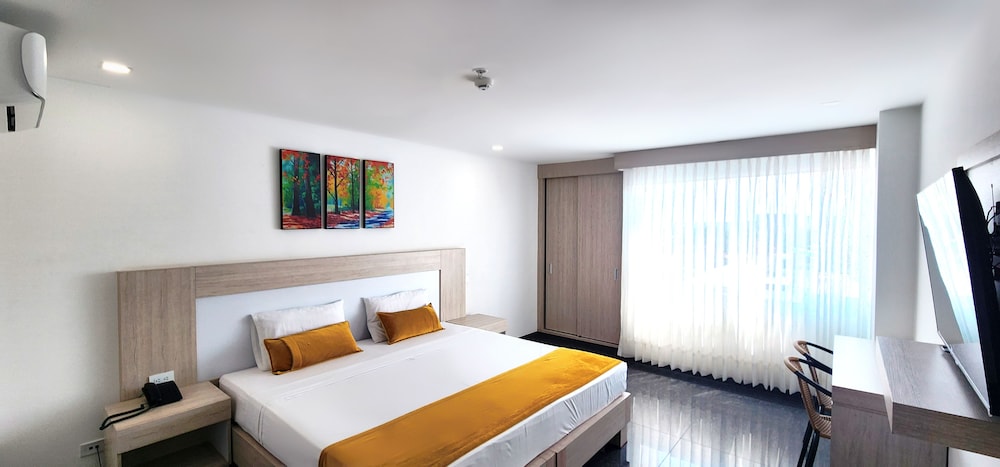 Hotel BE Suites Cali 9/50