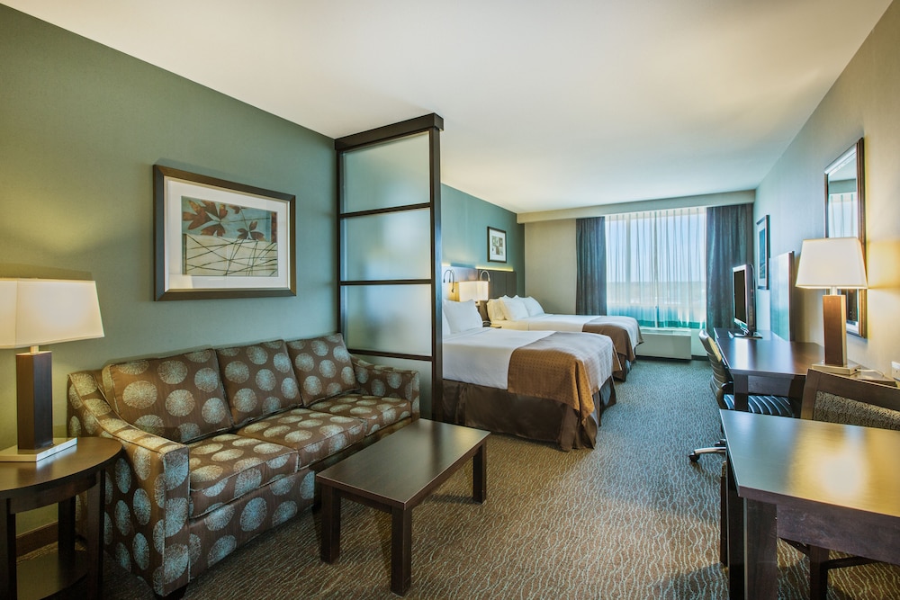 Holiday Inn Saskatoon Downtown 33/75