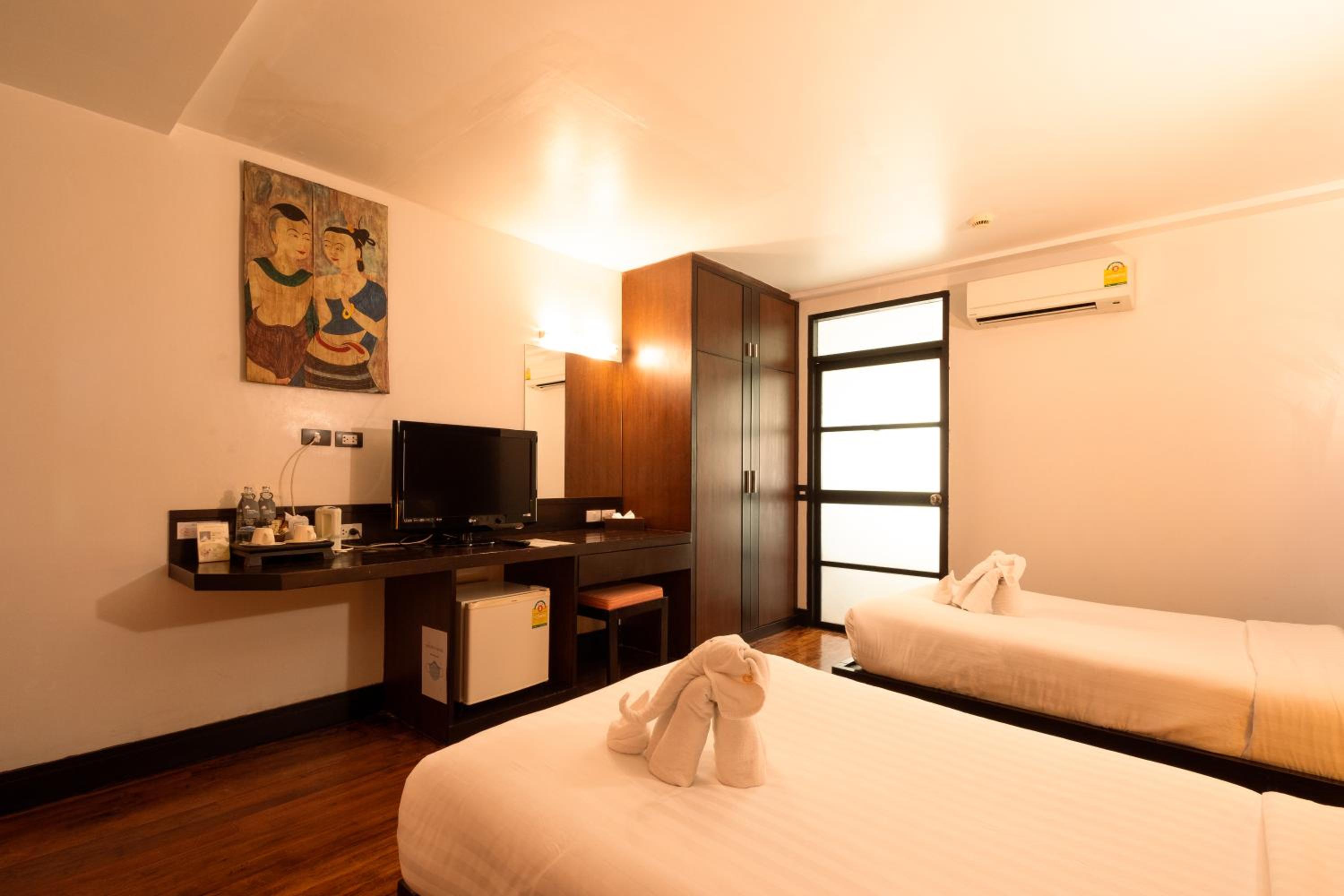 rooms