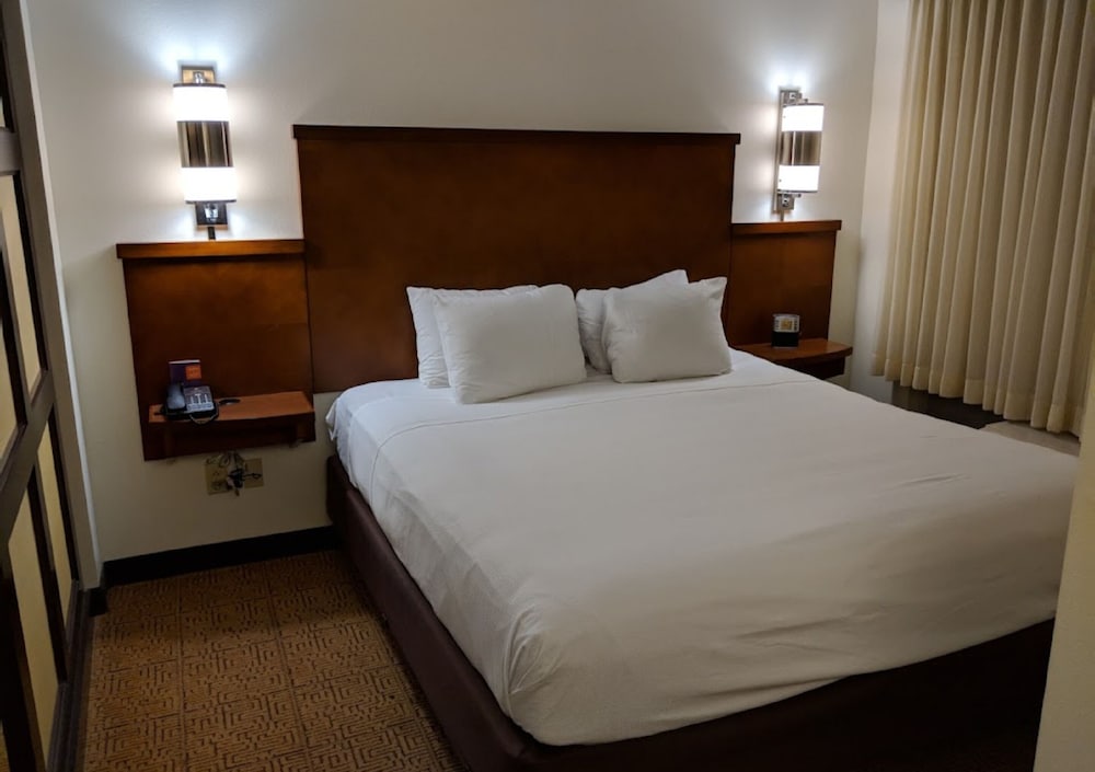 Hyatt Place Fort Myers At the Forum 11/59