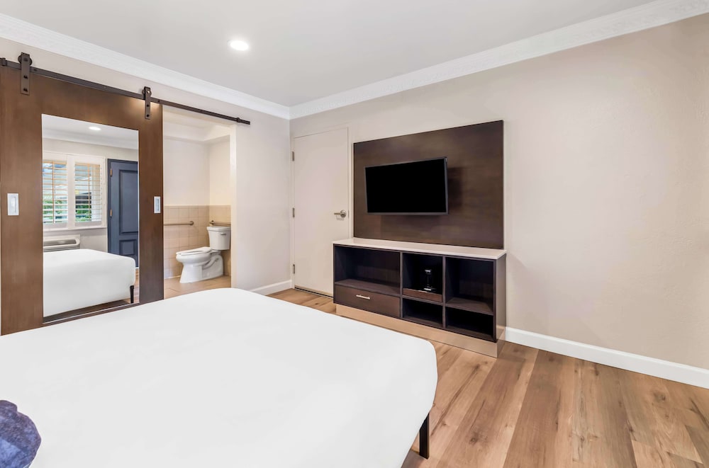 Signature Inn San Francisco Marina District 6/37