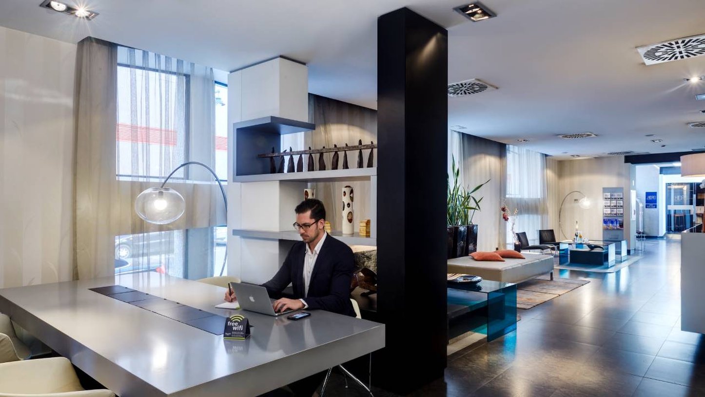 Lobby at HOTEL SERCOTEL CIUTAT D ALCOI, ALCOY