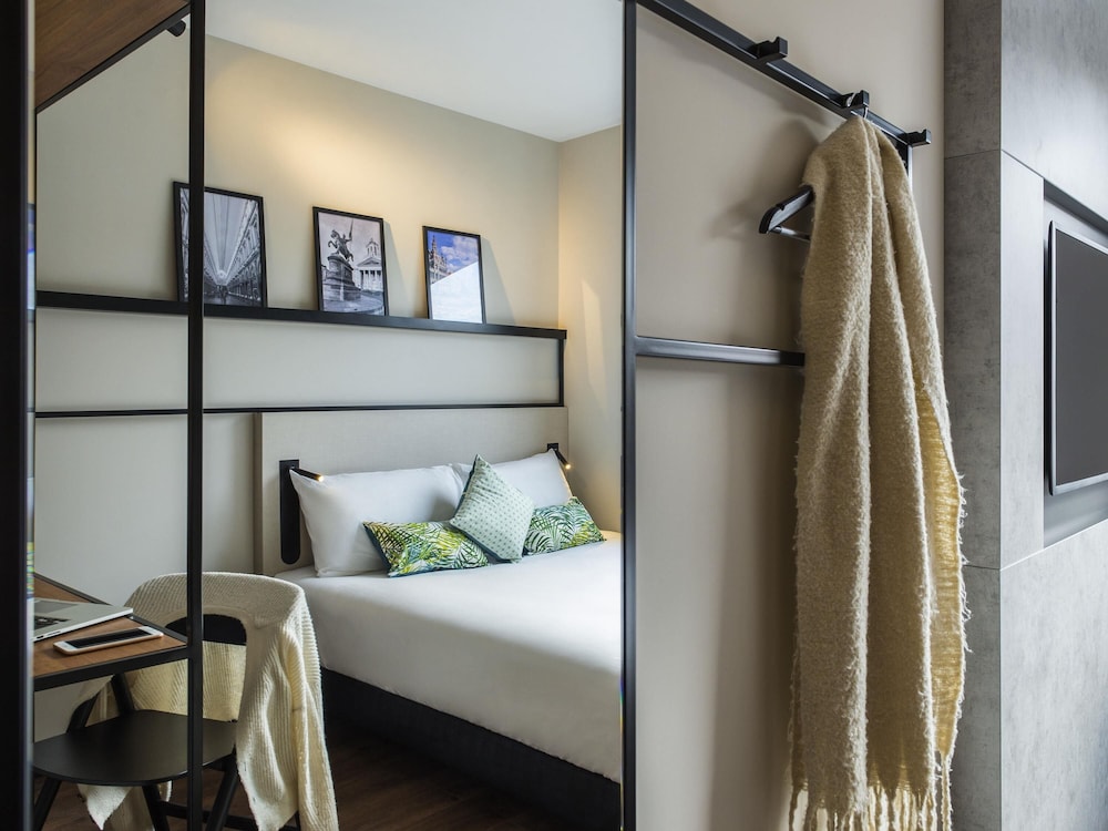 ibis Brussels Centre Chatelain 18/60