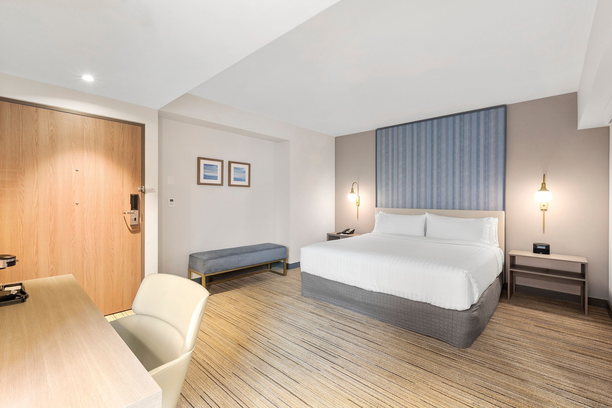 Standard, King Bed, Extra Floor Space