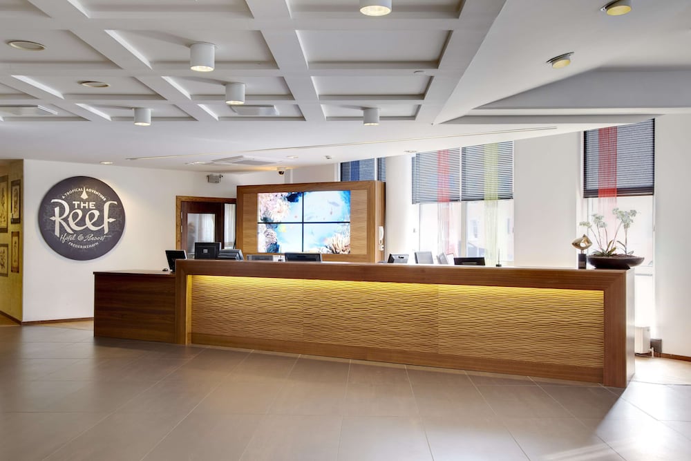 Quality Hotel The Reef 7/68