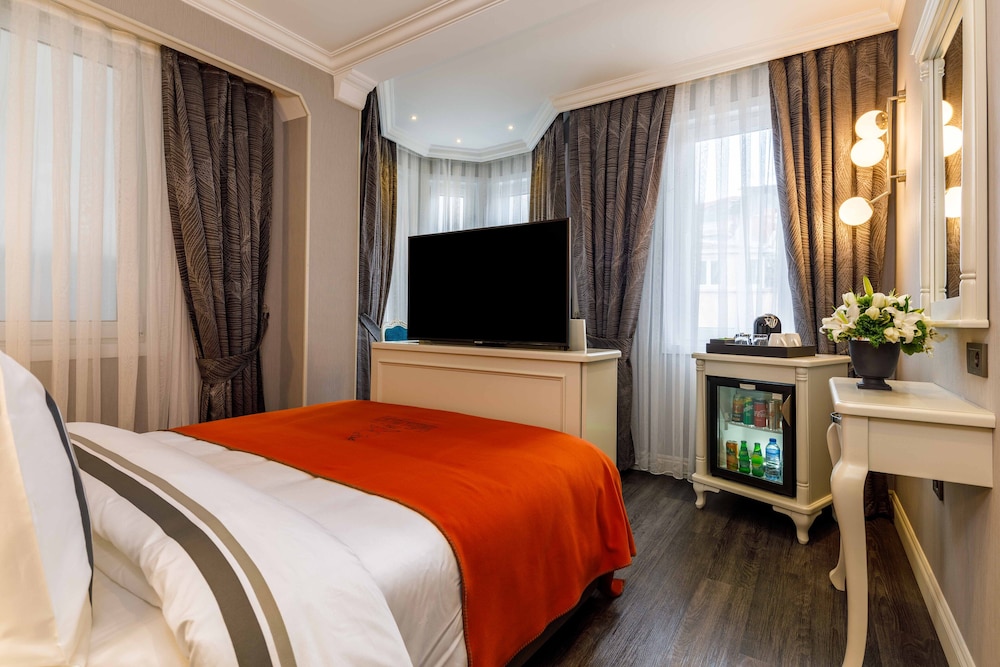STANDARD, DOUBLE BED