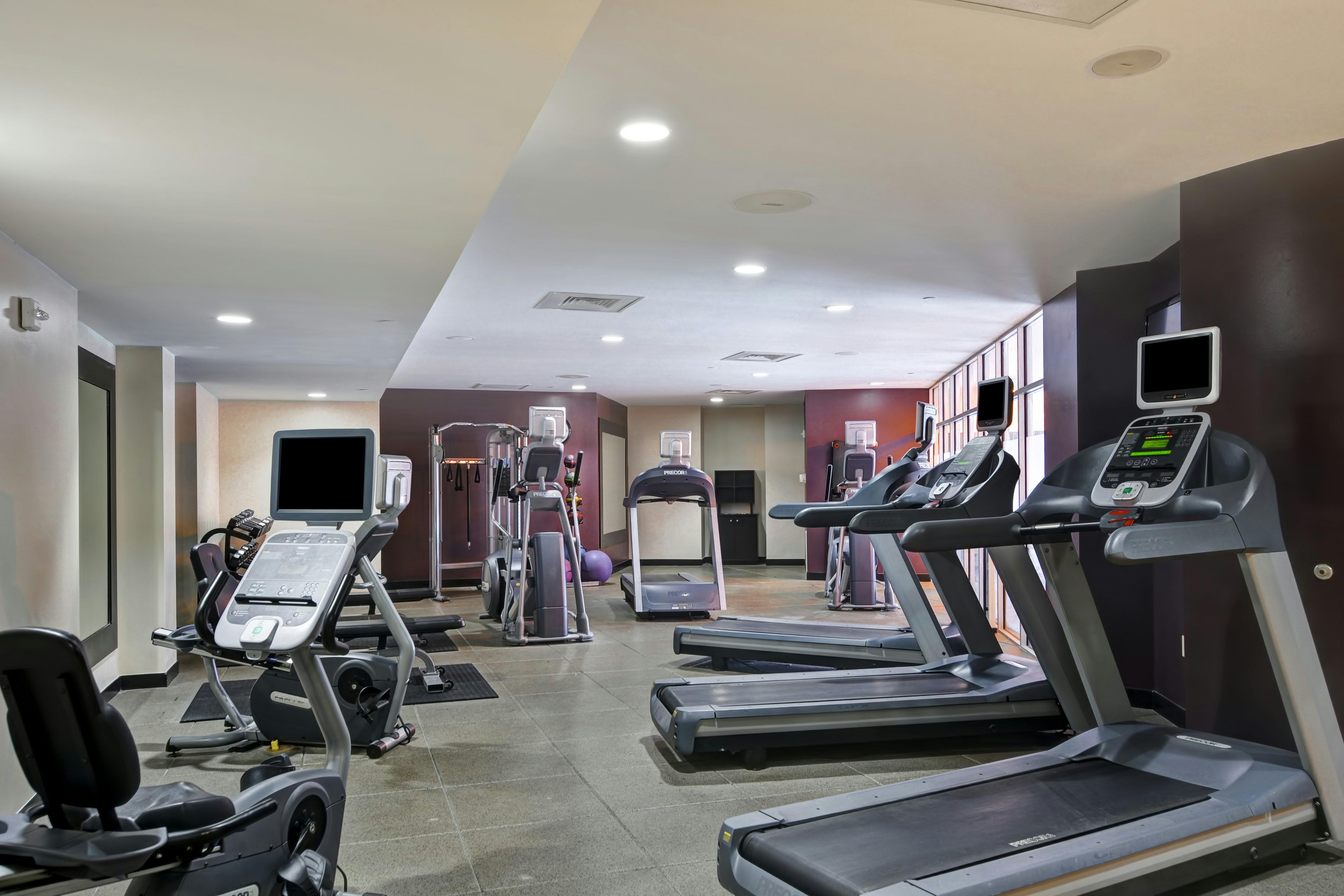 Doubletree By Hilton Baton Rouge 16/44