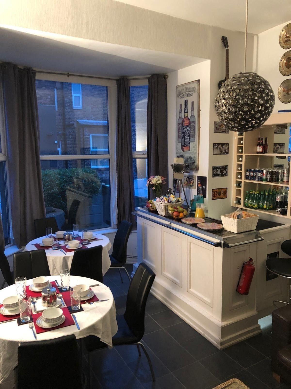 Hendham House Hotel 43/51