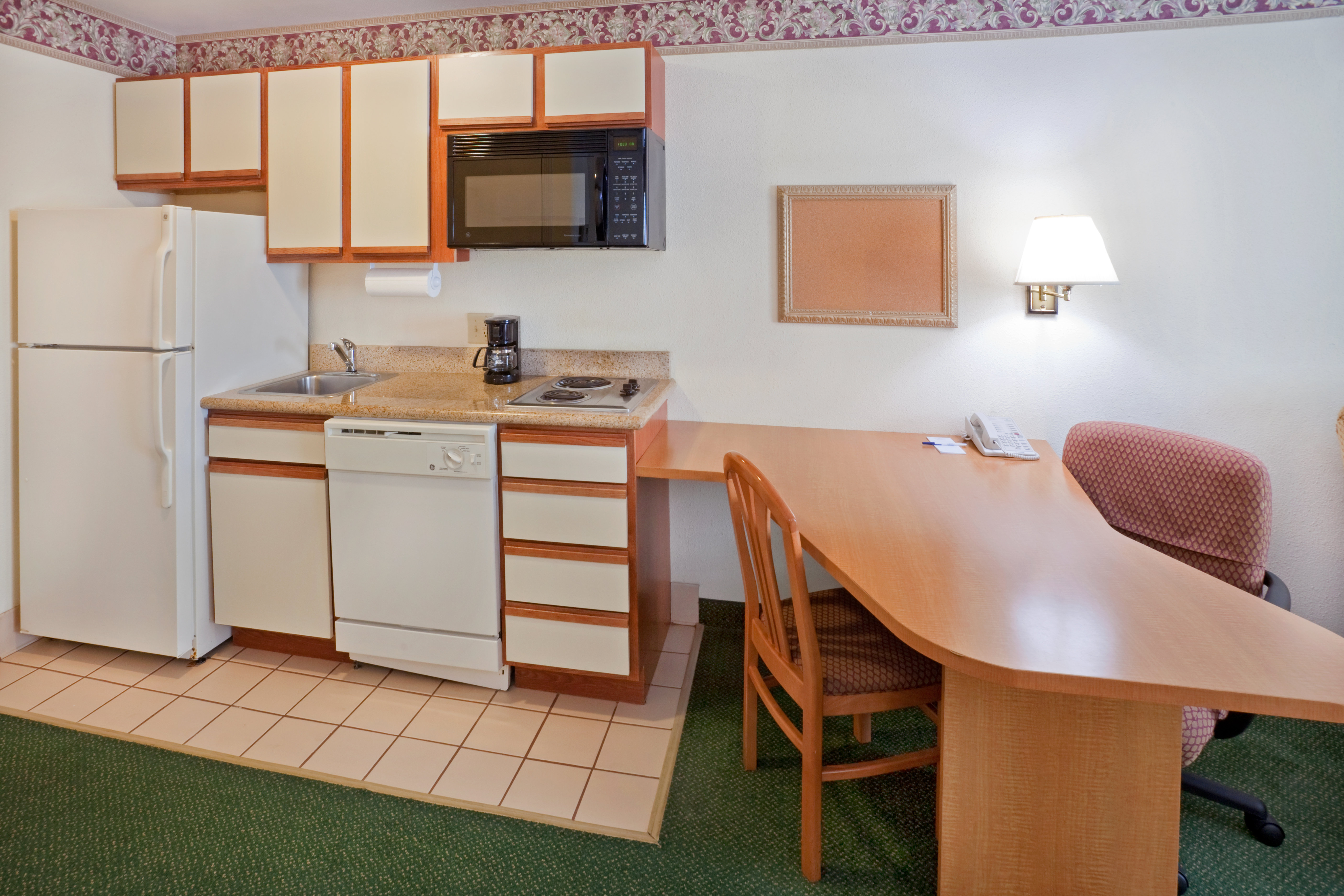 Candlewood Suites Tyler 42/54