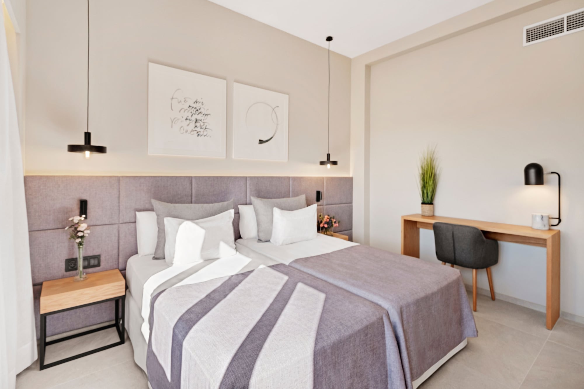 ROOM, TRIPLE
