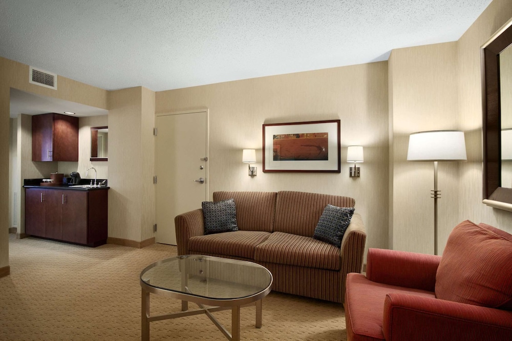 Embassy Suites By Hilton Washington D C Convention Center 53/96