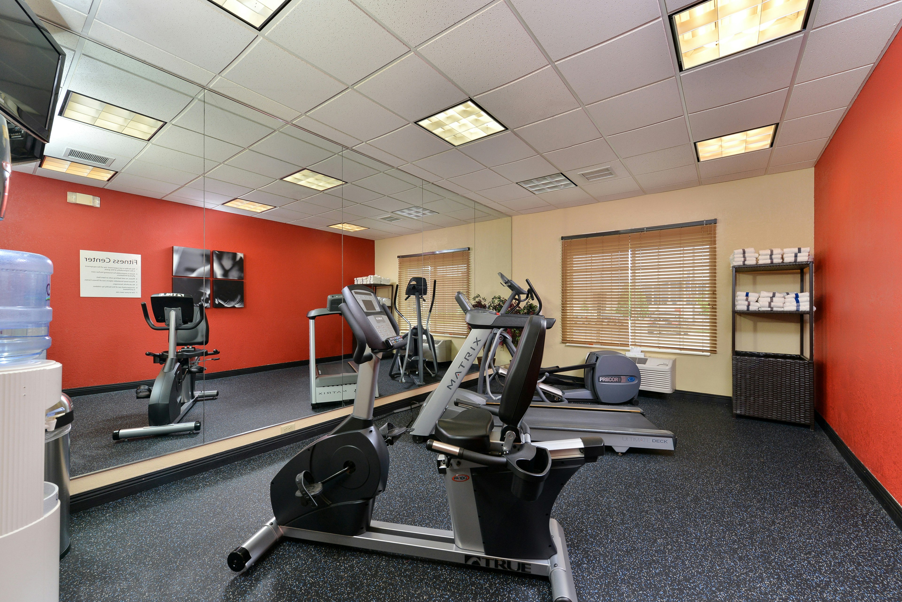 HOLIDAY INN EXPRESS ST PAUL S - INVER GROVE HGTS 26/47