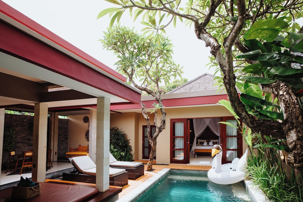 ARIA EXCLUSIVE VILLAS AND SPA 48/50