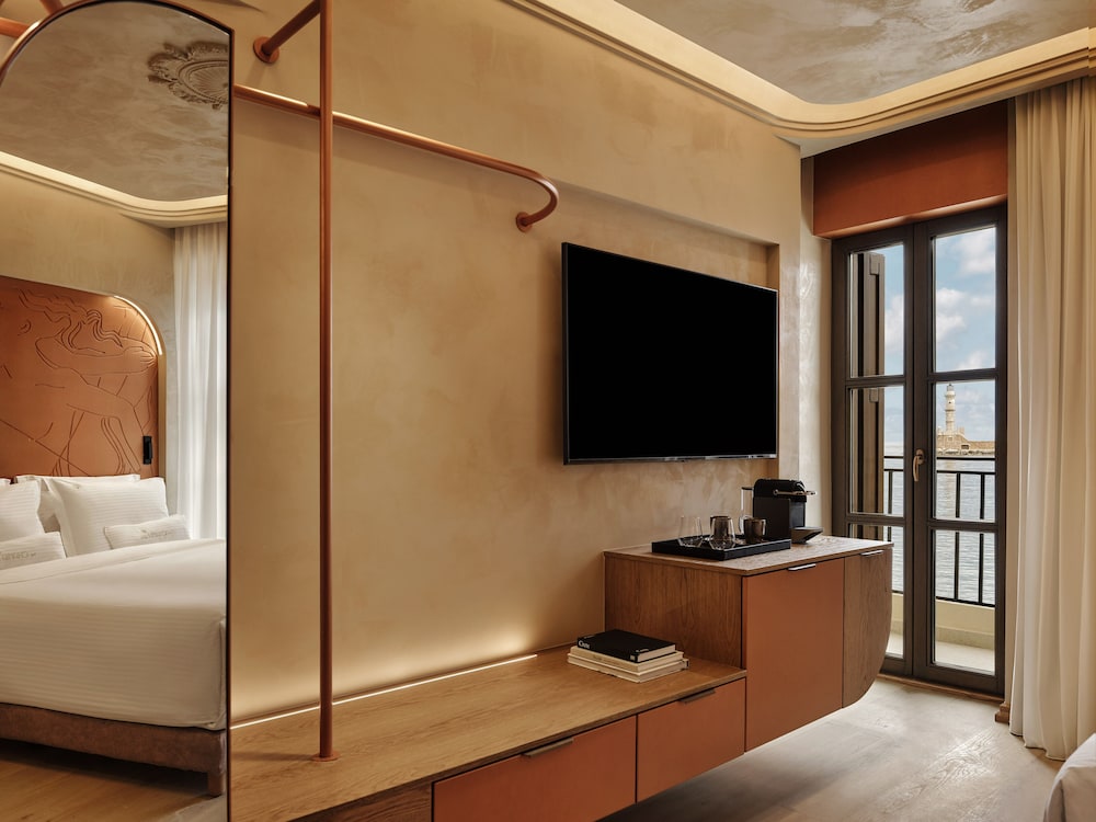 Hotel Porto Antico 9/23
