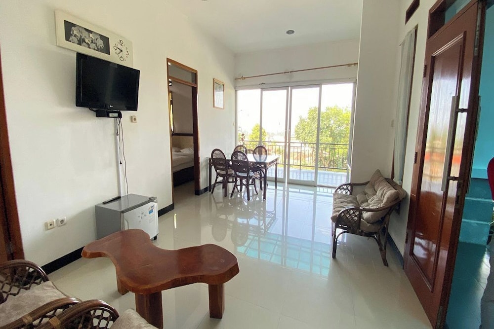 Nirwana Hotel Lembang by ZUZU 18/50