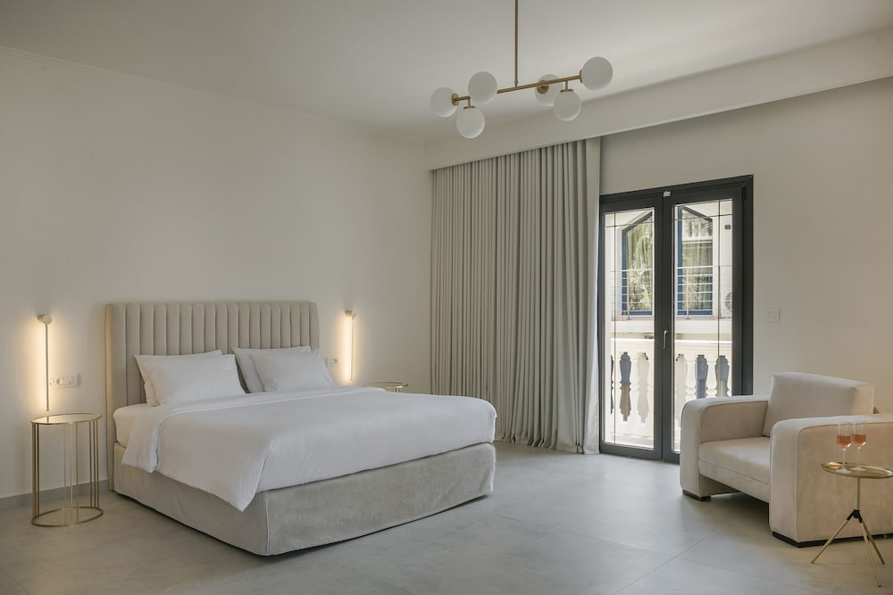 The Alley Boutique & Spa 18/50