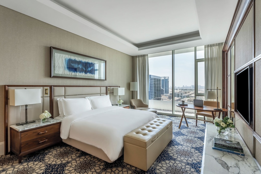 SUPERIOR, KING BED