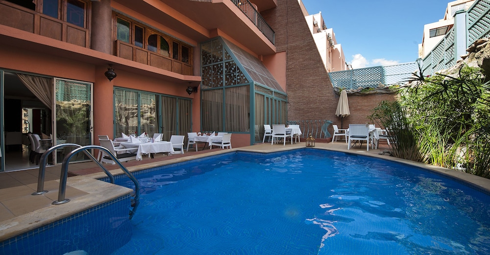 Le Caspien Hotel photo1