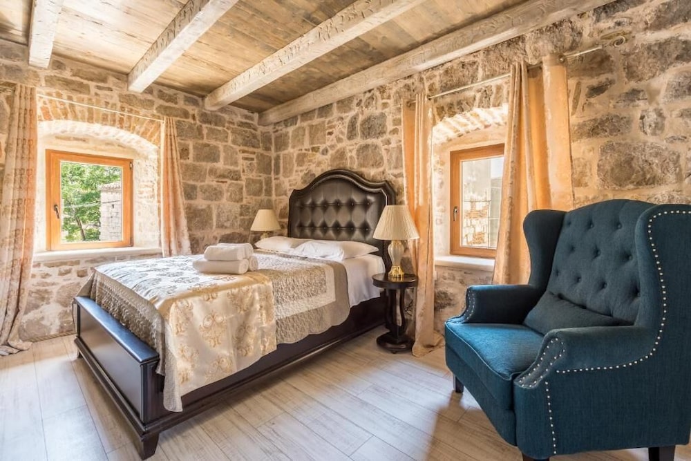 Historic Plaza Varos Split - Adults Only 25/57