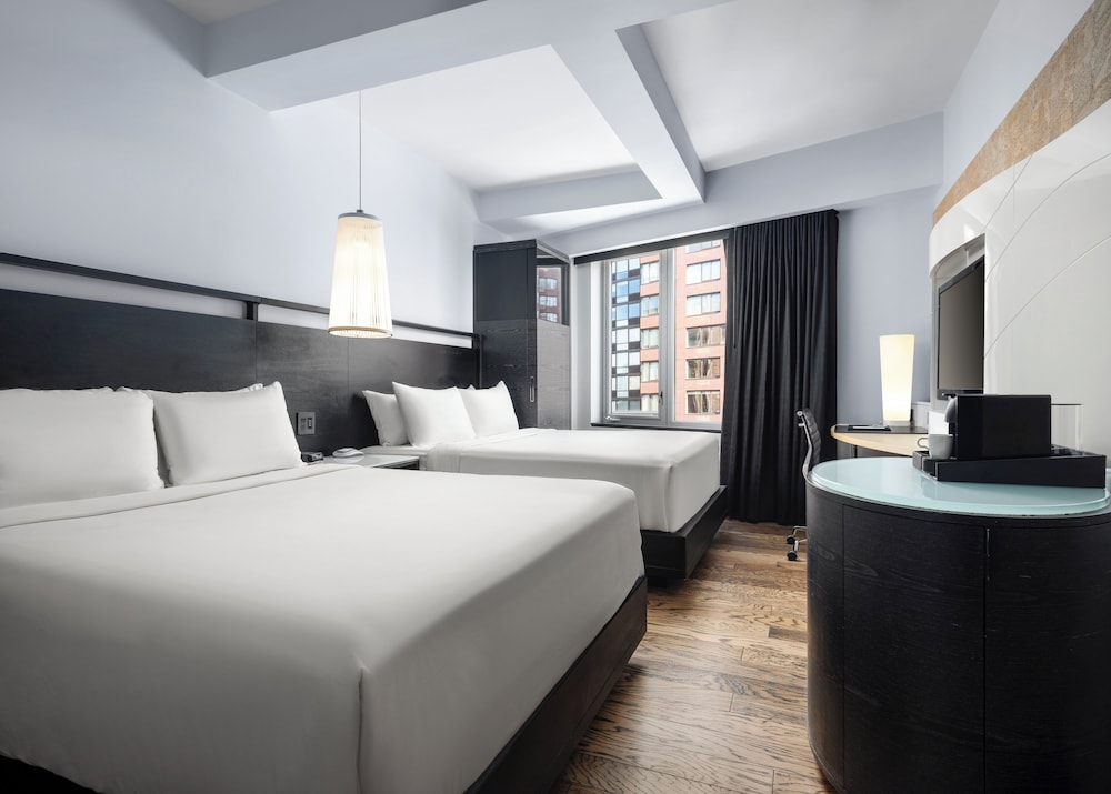 Room, 2 Queen Beds