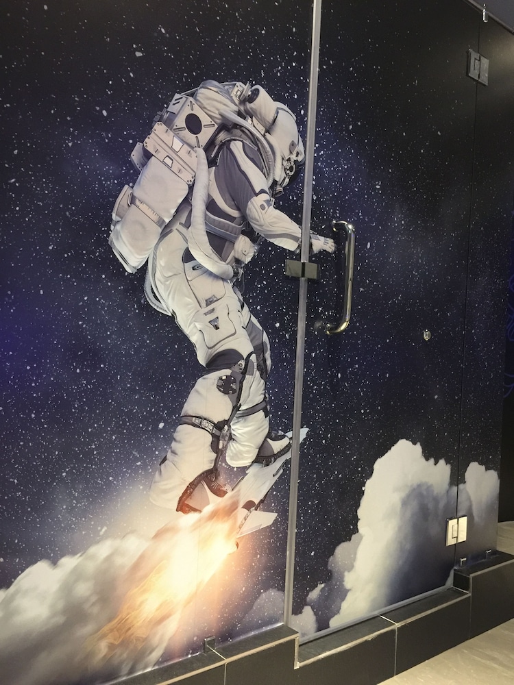 Space Hotel 34/50