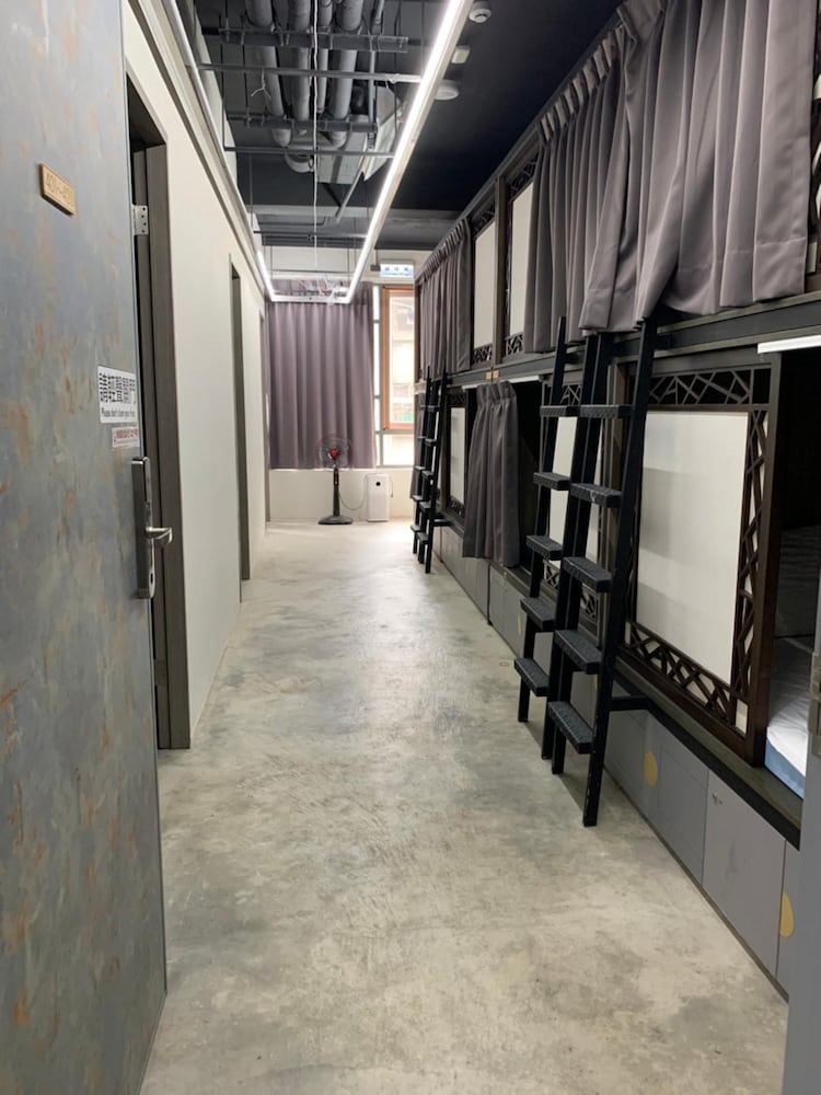 DAN Hostel 29/32