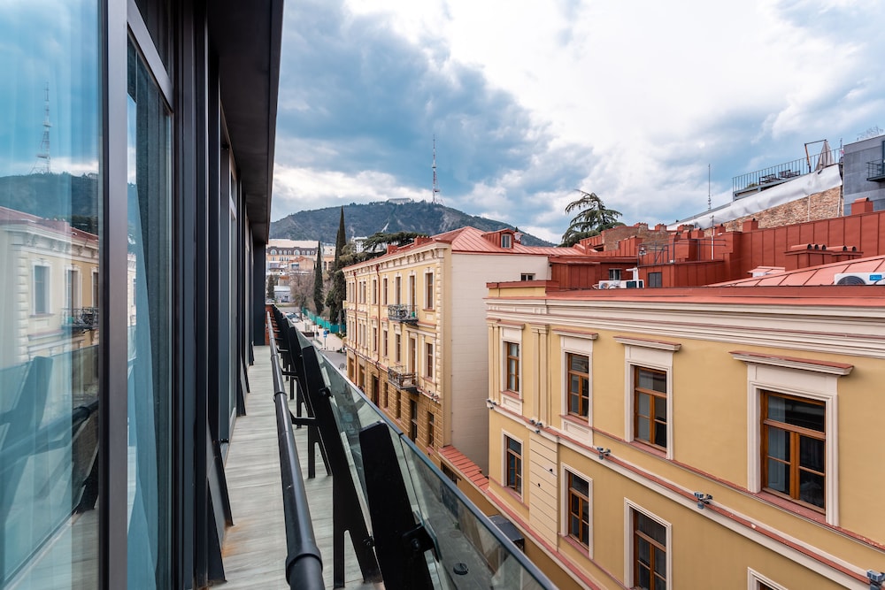 Taberne Boutique Hotel 64/65