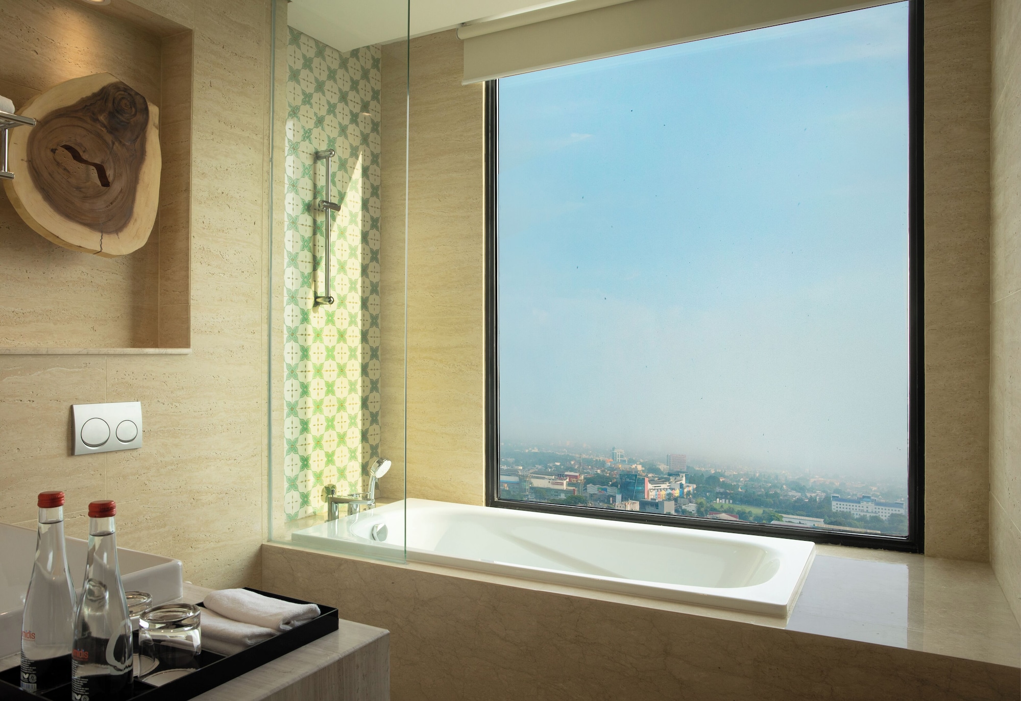 Sunrise, Suite, King Bed