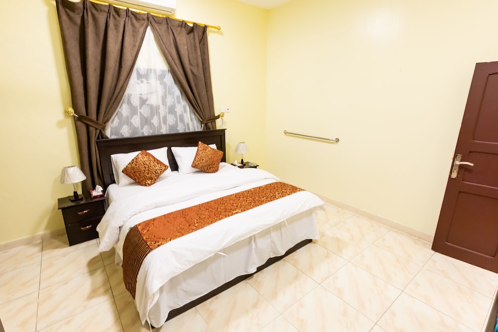 العييري للوحدات السكنية 4(Al Eairy Furnished Apartments - Al Bahah 4) 20/40